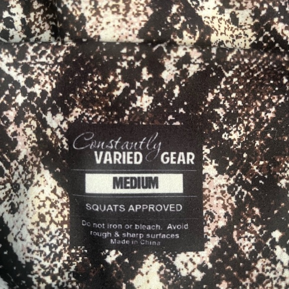 CVG Constantly Varied Gear 7” Shorts Size Medium - Picture 4 of 5